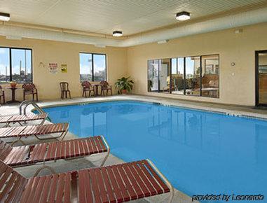 Days Inn By Wyndham Boonville Facilities photo